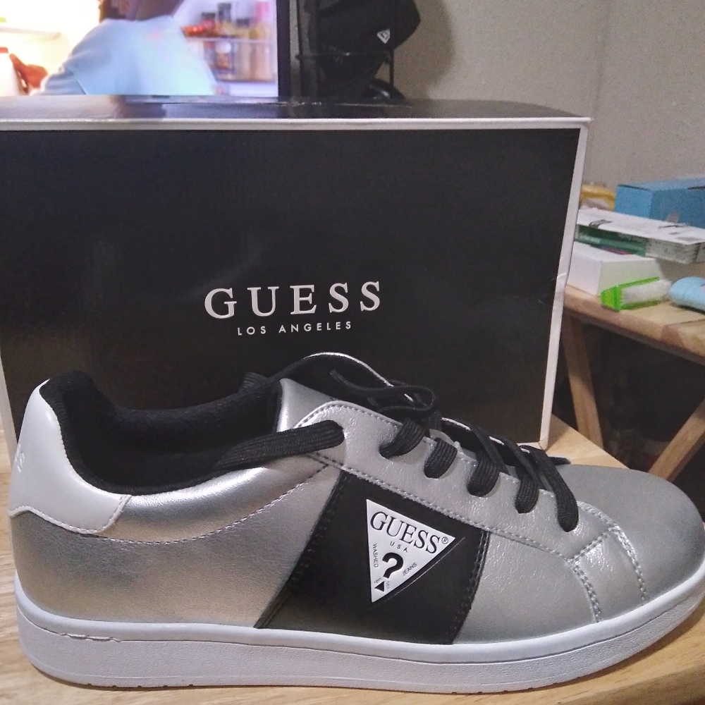 Shoes size 10 brand new